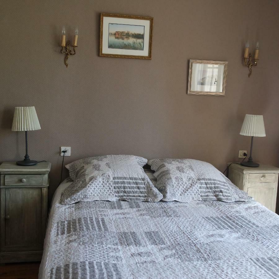 Mas Grimaud - Gite- Studio Et Chambres D'Hotes Familiales Eygalières Εξωτερικό φωτογραφία