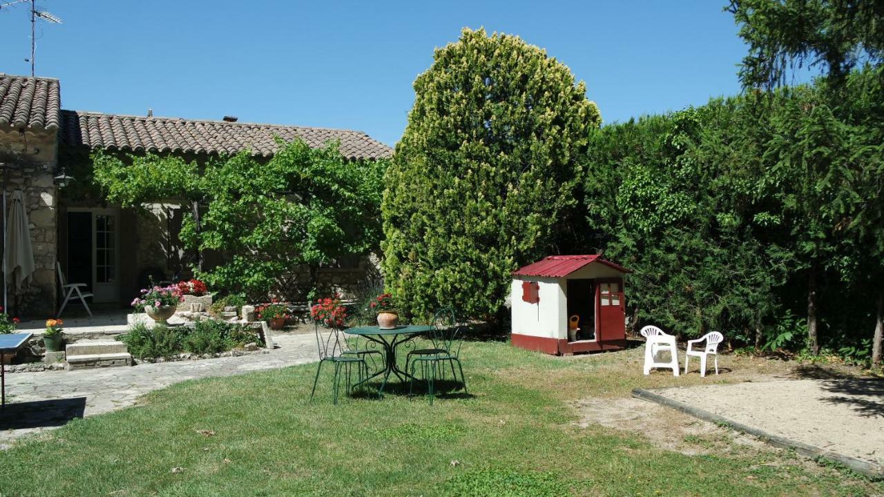 Mas Grimaud - Gite- Studio Et Chambres D'Hotes Familiales Eygalières Εξωτερικό φωτογραφία